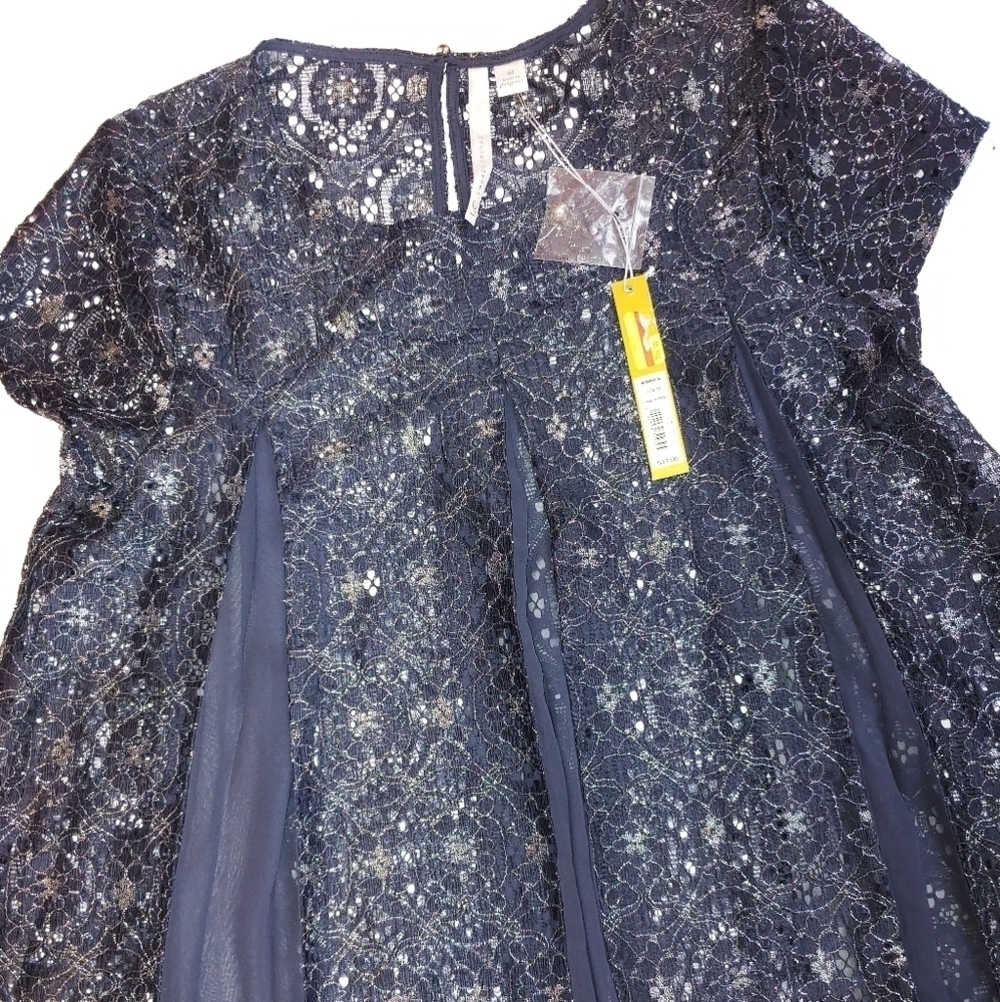 NWT Black Lace Swing Top M